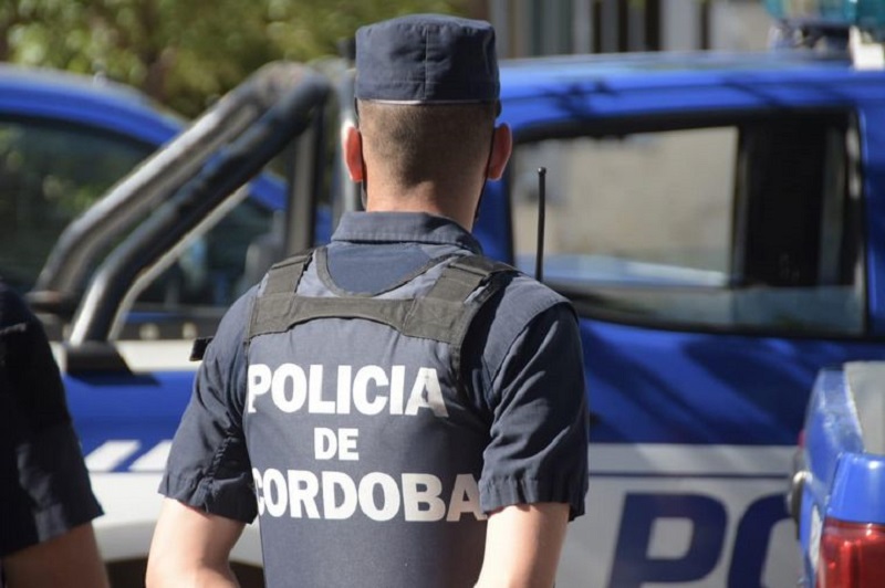Morteros: Recuperan una moto y detienen a un sujeto que portaba un arma blanca 